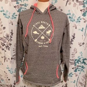 Banff Canada hoodie size xl